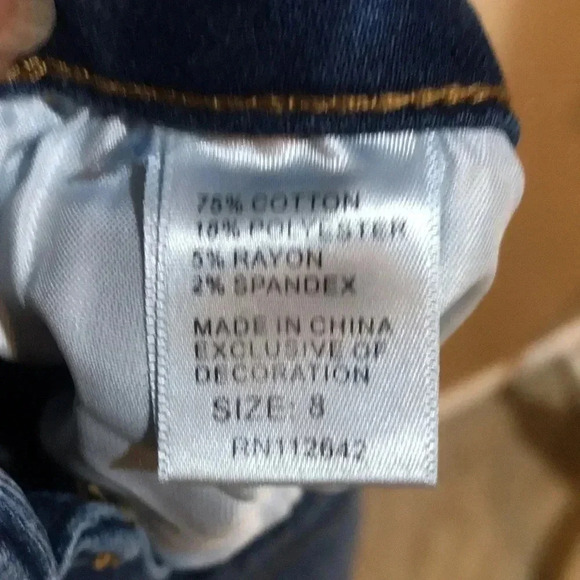 Revelation Skinny Jeans with Butterfly Design 5 Pockets-Size 8 - Picture 8 of 9